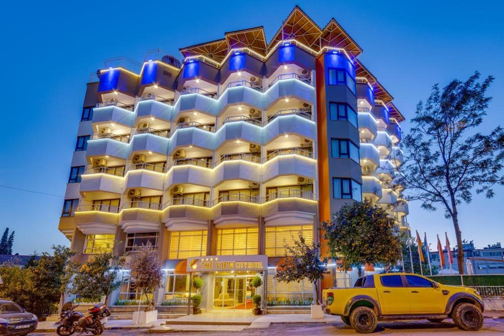 The View City Hotel คูซาดาซี ภายนอก รูปภาพ